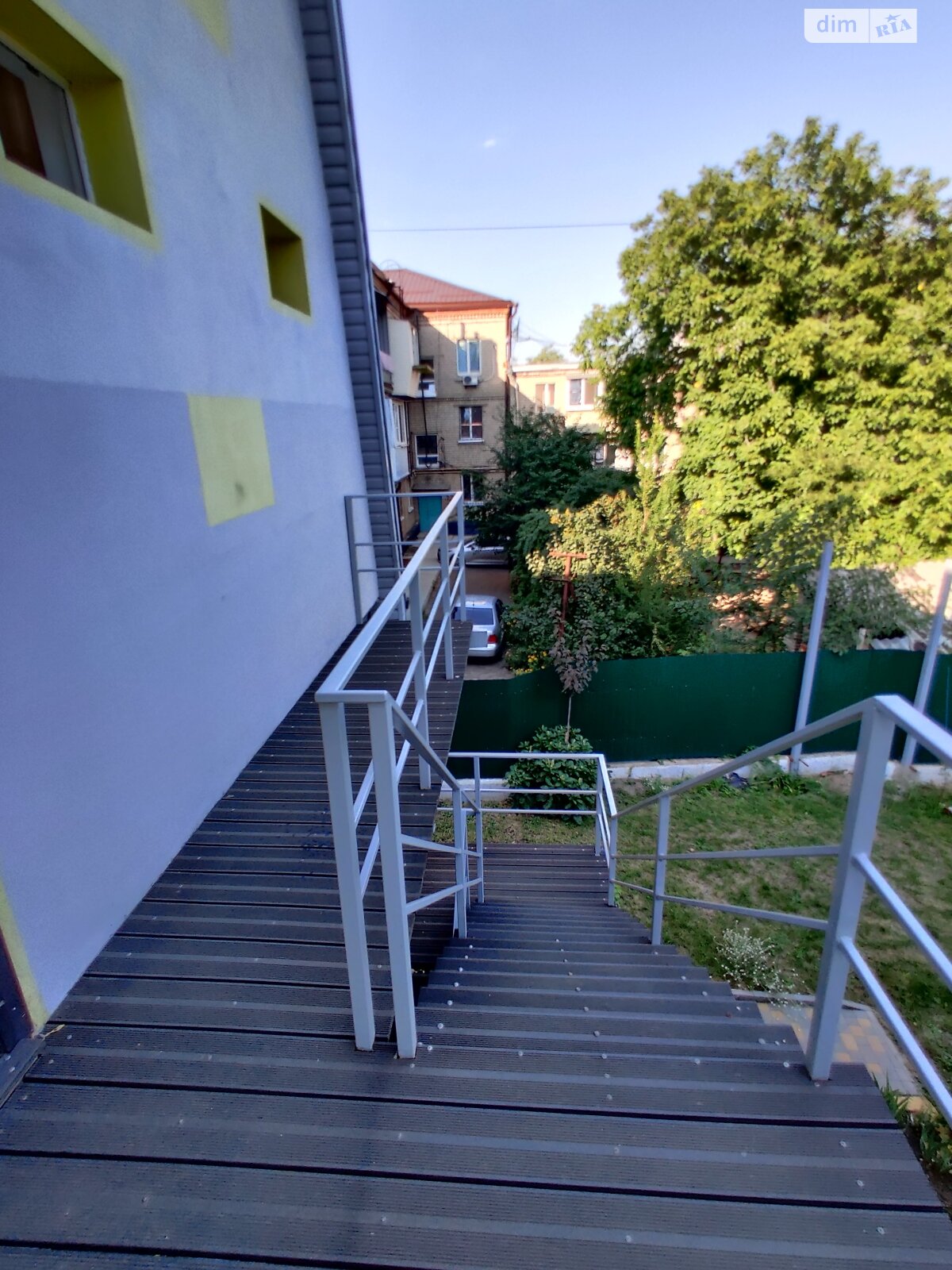 двухэтажный дом беседка, 85 кв. м, кирпич. Сдается помесячно в Днепре, в районе Лагерный фото 1