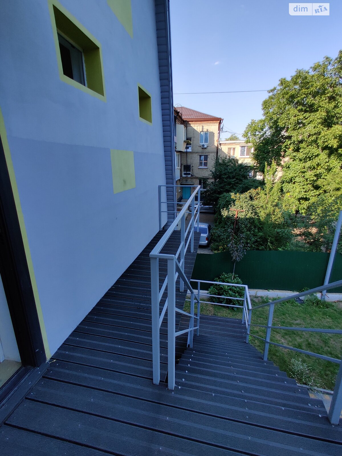 двухэтажный дом беседка, 85 кв. м, кирпич. Сдается помесячно в Днепре, в районе Лагерный фото 1