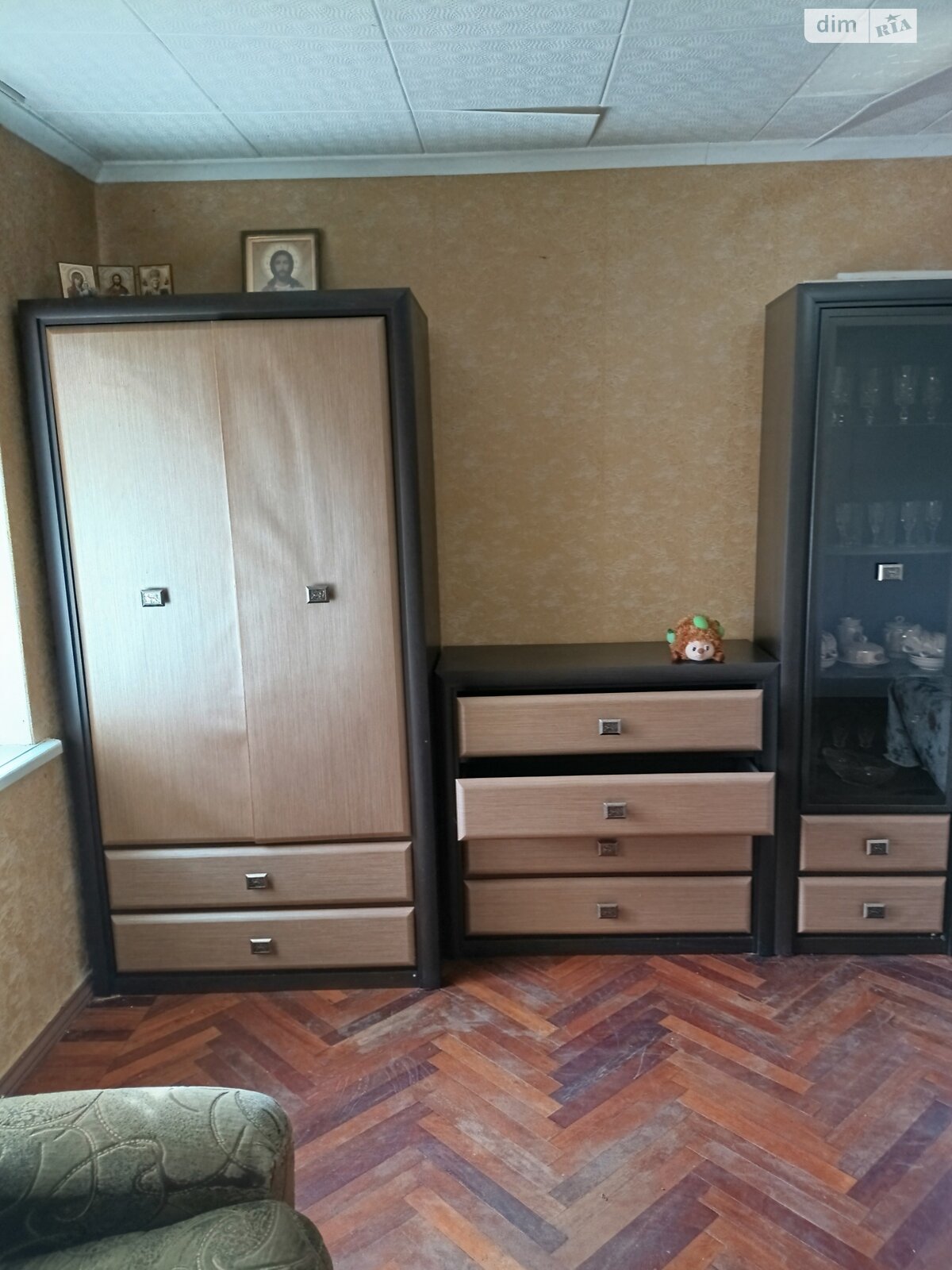 одноэтажный дом с гаражом, 30 кв. м, кирпич. Сдается помесячно в Днепре, в районе Ломовка фото 1