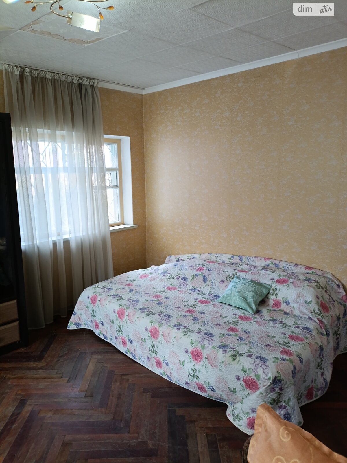 одноэтажный дом с гаражом, 30 кв. м, кирпич. Сдается помесячно в Днепре, в районе Ломовка фото 1