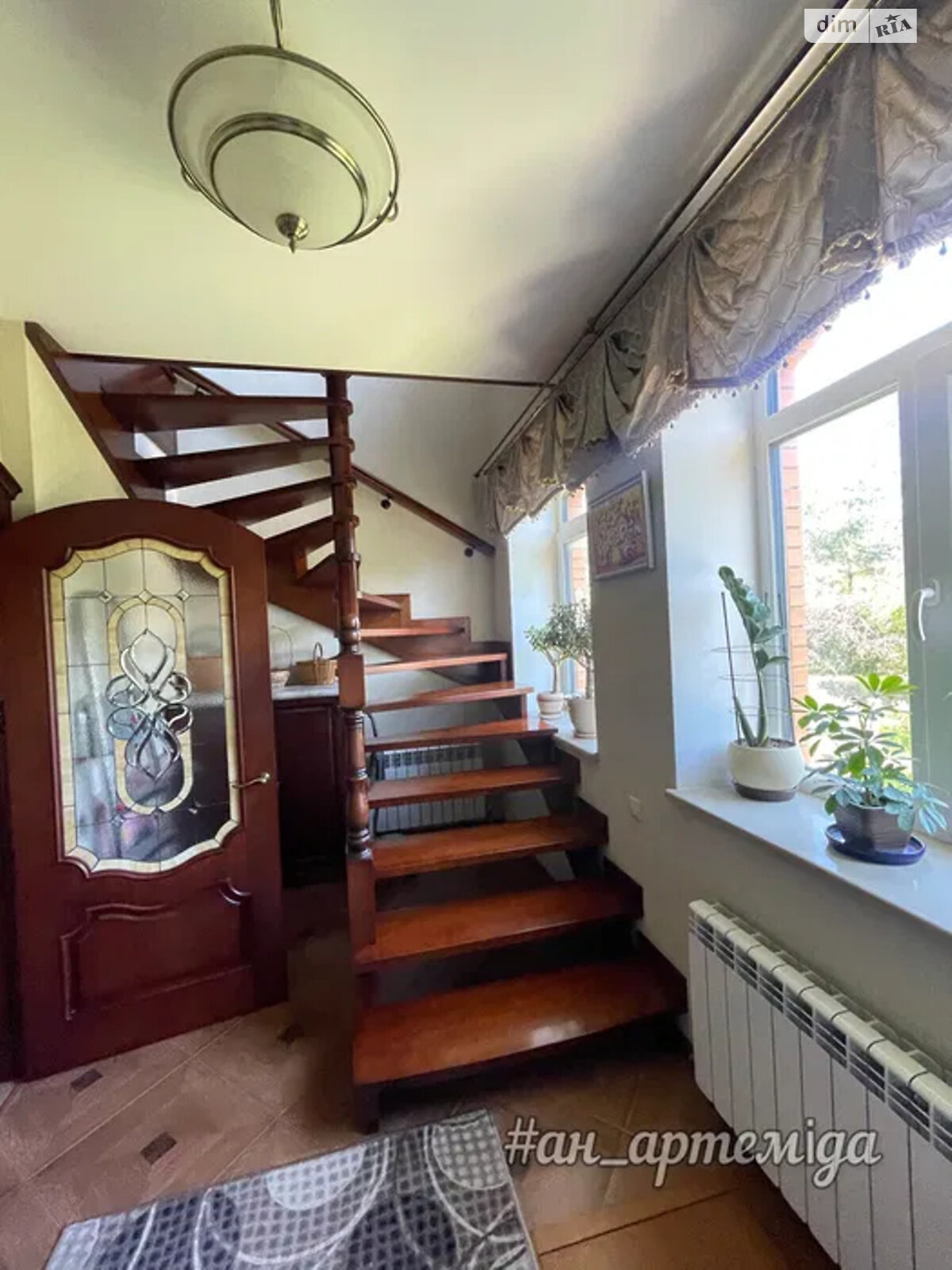 двухэтажный дом с верандой, 155 кв. м, кирпич. Сдается помесячно в Днепре, в районе Ломовка фото 1 двухэтажный дом с верандой, 155 кв. м, кирпич. Сдается помесячно в Днепре, в районе Ломовка фото 1