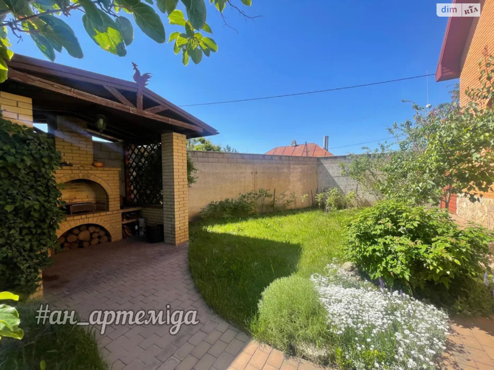 двухэтажный дом с верандой, 155 кв. м, кирпич. Сдается помесячно в Днепре, в районе Ломовка фото 1 двухэтажный дом с верандой, 155 кв. м, кирпич. Сдается помесячно в Днепре, в районе Ломовка фото 1