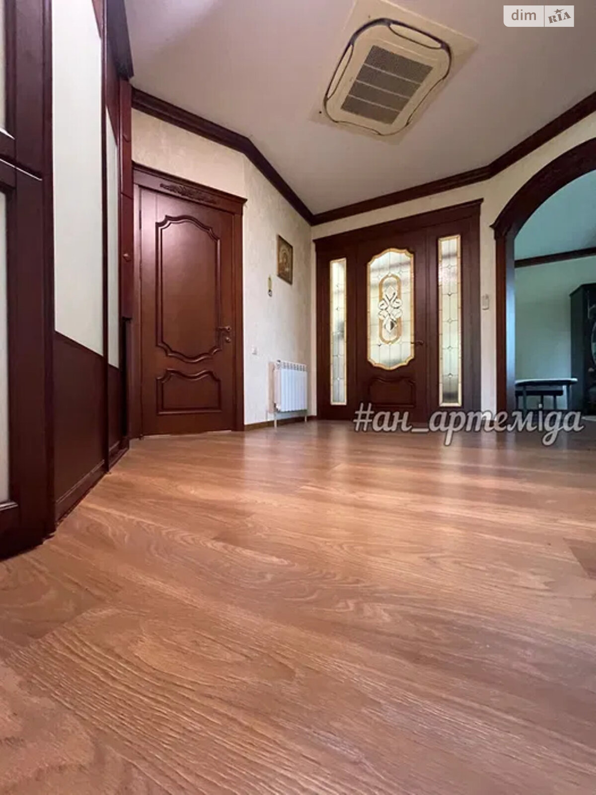 двухэтажный дом с верандой, 155 кв. м, кирпич. Сдается помесячно в Днепре, в районе Ломовка фото 1 двухэтажный дом с верандой, 155 кв. м, кирпич. Сдается помесячно в Днепре, в районе Ломовка фото 1