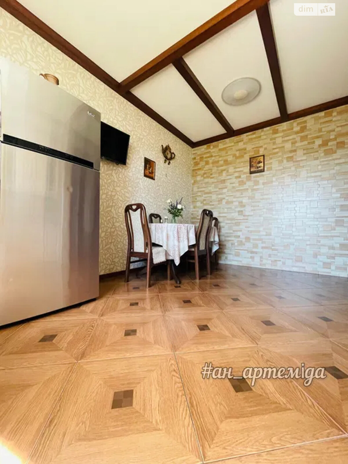 двухэтажный дом с верандой, 155 кв. м, кирпич. Сдается помесячно в Днепре, в районе Ломовка фото 1 двухэтажный дом с верандой, 155 кв. м, кирпич. Сдается помесячно в Днепре, в районе Ломовка фото 1