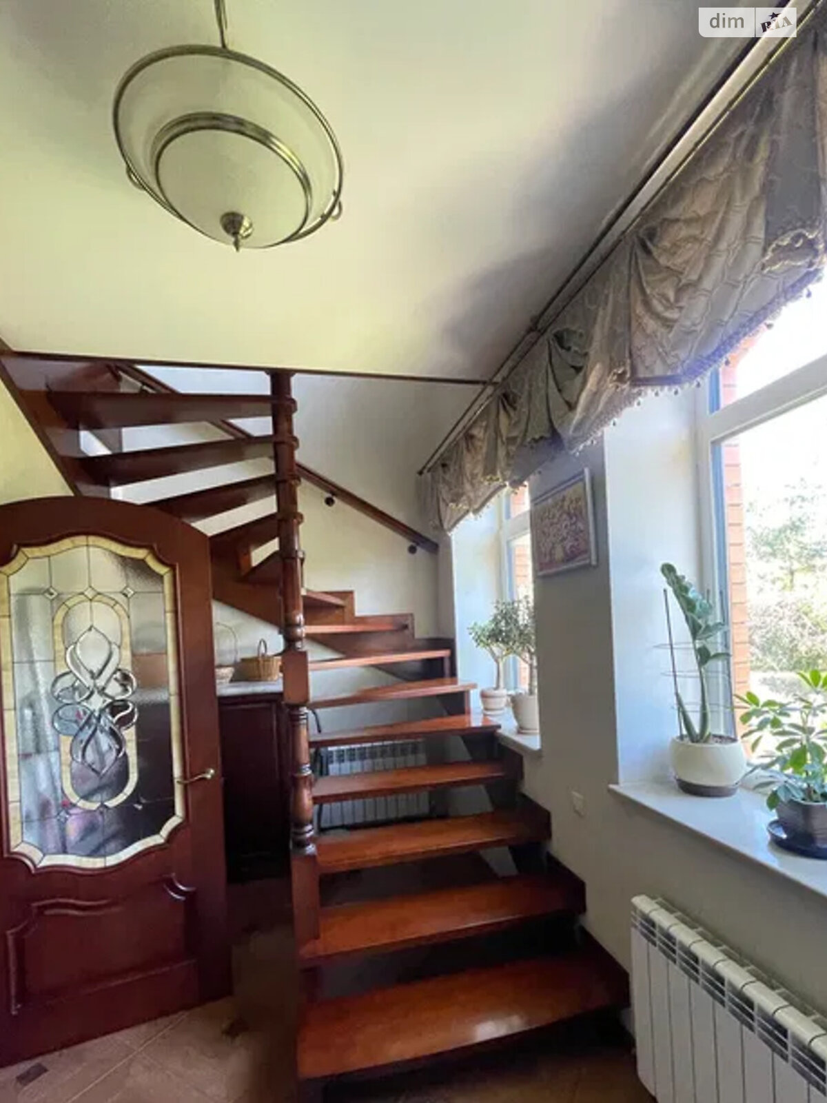 двухэтажный дом с верандой, 155 кв. м, кирпич. Сдается помесячно в Днепре, в районе Ломовка фото 1 двухэтажный дом с верандой, 155 кв. м, кирпич. Сдается помесячно в Днепре, в районе Ломовка фото 1