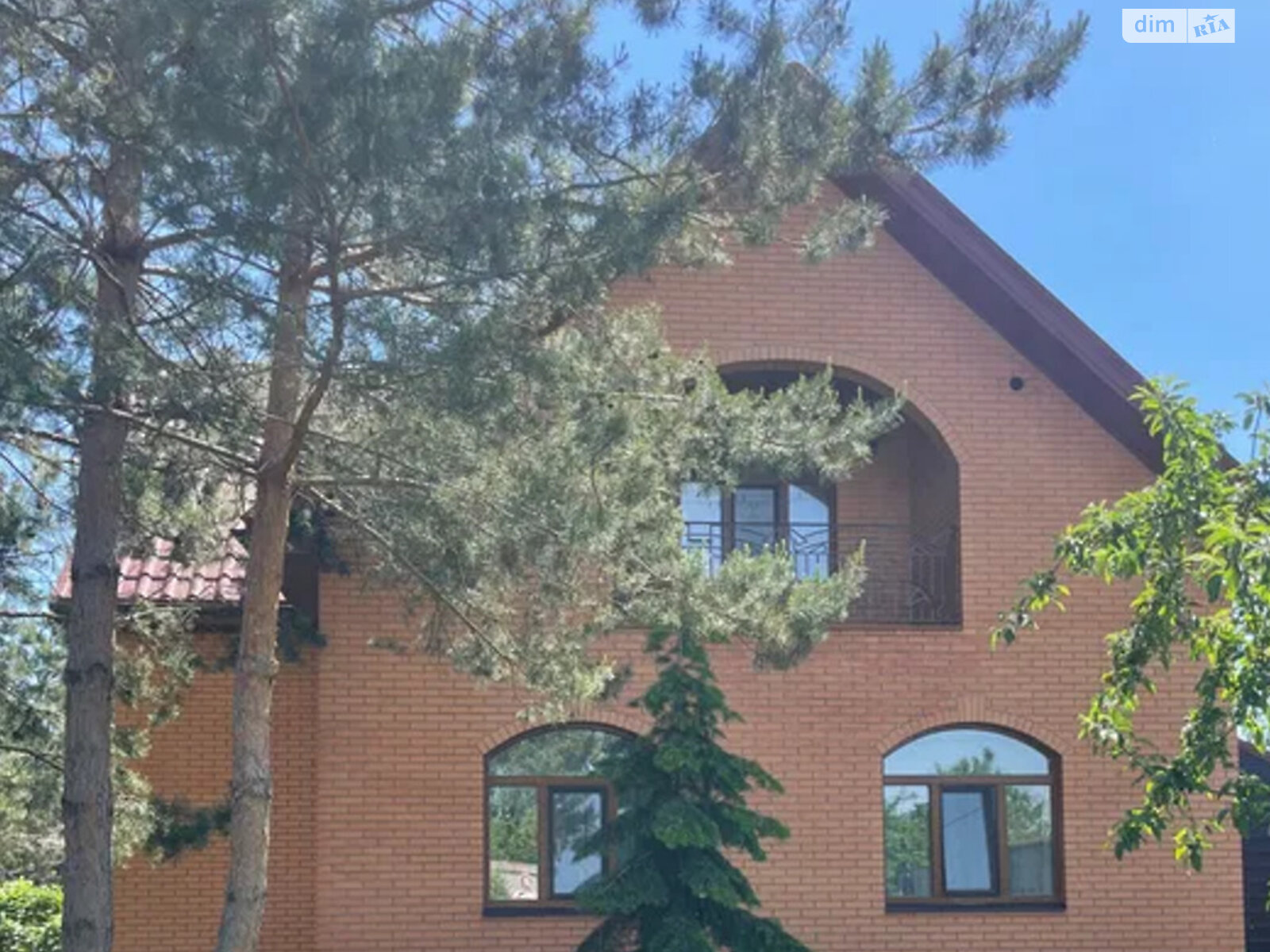 двухэтажный дом с верандой, 155 кв. м, кирпич. Сдается помесячно в Днепре, в районе Ломовка фото 1 двухэтажный дом с верандой, 155 кв. м, кирпич. Сдается помесячно в Днепре, в районе Ломовка фото 1