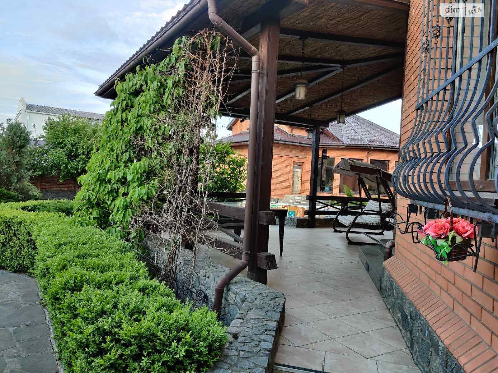 двоповерховий будинок з балконом, 289.3 кв. м, цегла. Здається помісячно в Дніпрі, в районі Ломівка фото 1 двопроверховий будинок з балконом, 289.3 кв. м, цегла. Здається помісячно в Дніпрі, в районі Ломівка фото 1