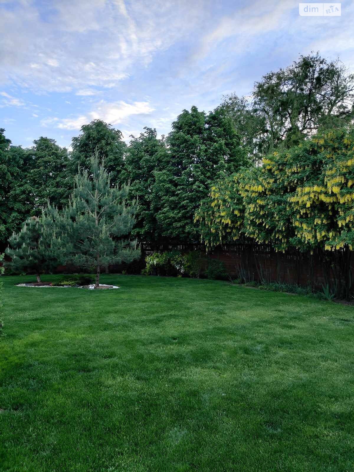 двоповерховий будинок з балконом, 289.3 кв. м, цегла. Здається помісячно в Дніпрі, в районі Ломівка фото 1 двопроверховий будинок з балконом, 289.3 кв. м, цегла. Здається помісячно в Дніпрі, в районі Ломівка фото 1