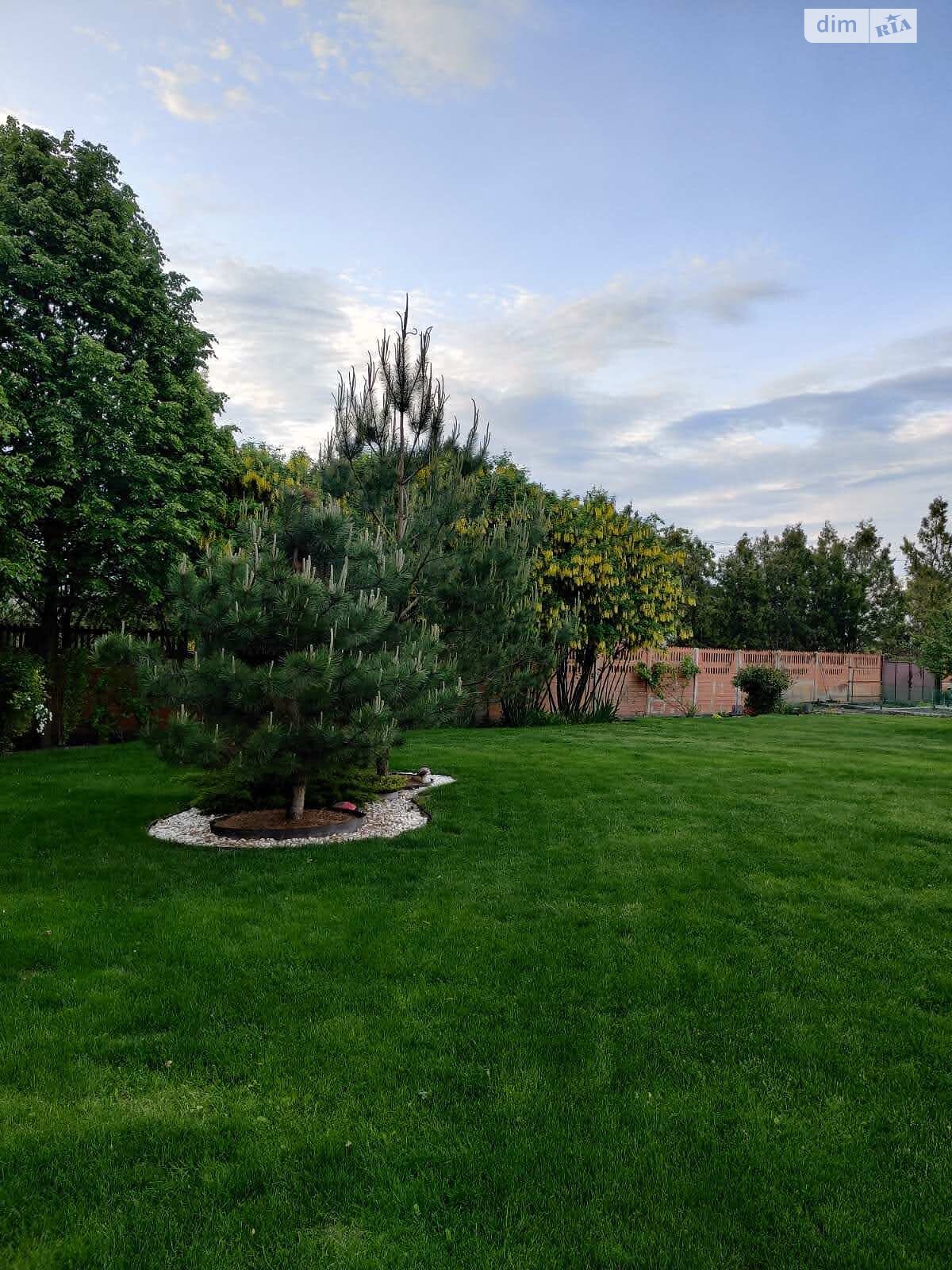 двоповерховий будинок з балконом, 289.3 кв. м, цегла. Здається помісячно в Дніпрі, в районі Ломівка фото 1 двопроверховий будинок з балконом, 289.3 кв. м, цегла. Здається помісячно в Дніпрі, в районі Ломівка фото 1