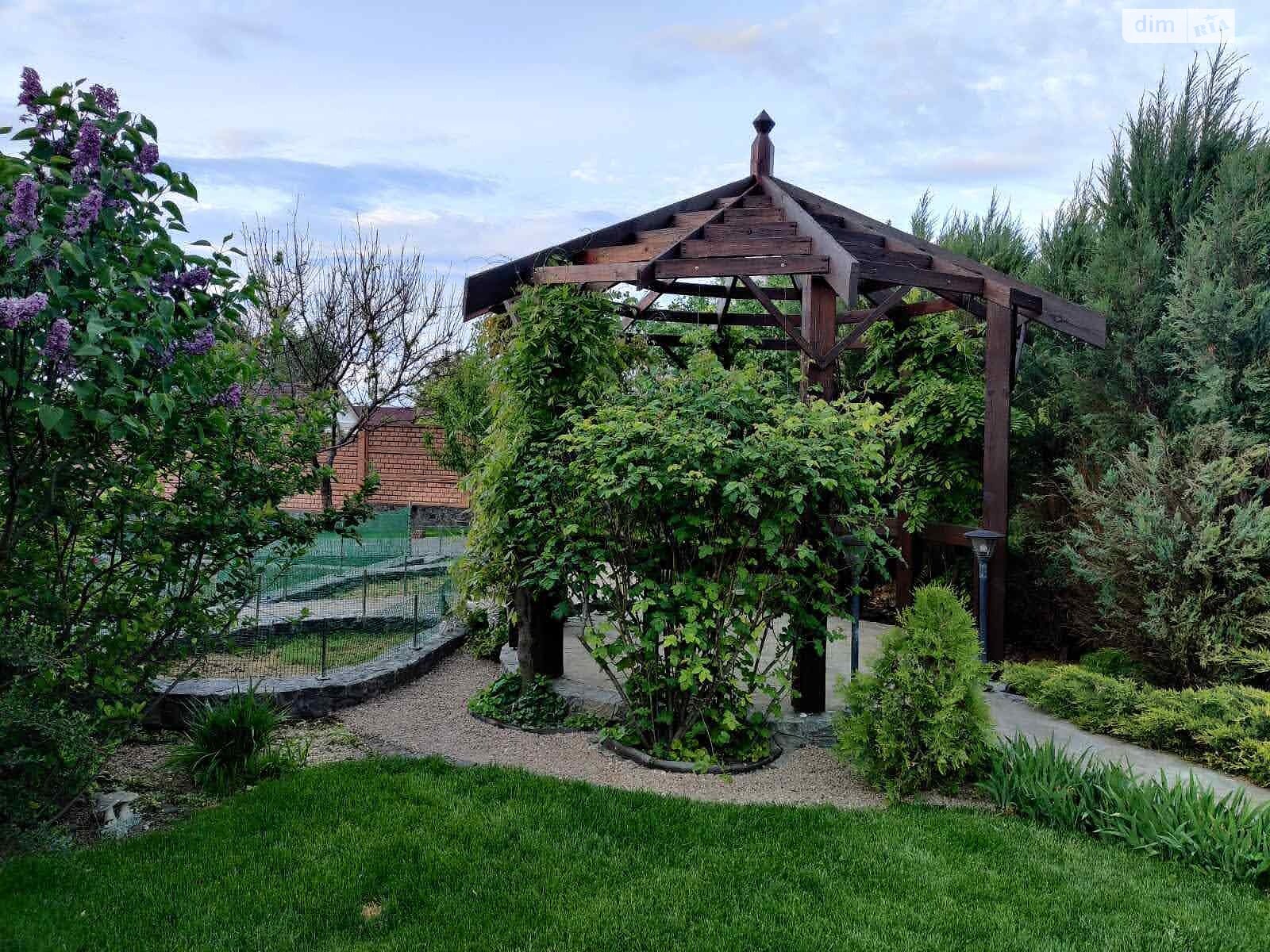 двоповерховий будинок з балконом, 289.3 кв. м, цегла. Здається помісячно в Дніпрі, в районі Ломівка фото 1 двопроверховий будинок з балконом, 289.3 кв. м, цегла. Здається помісячно в Дніпрі, в районі Ломівка фото 1