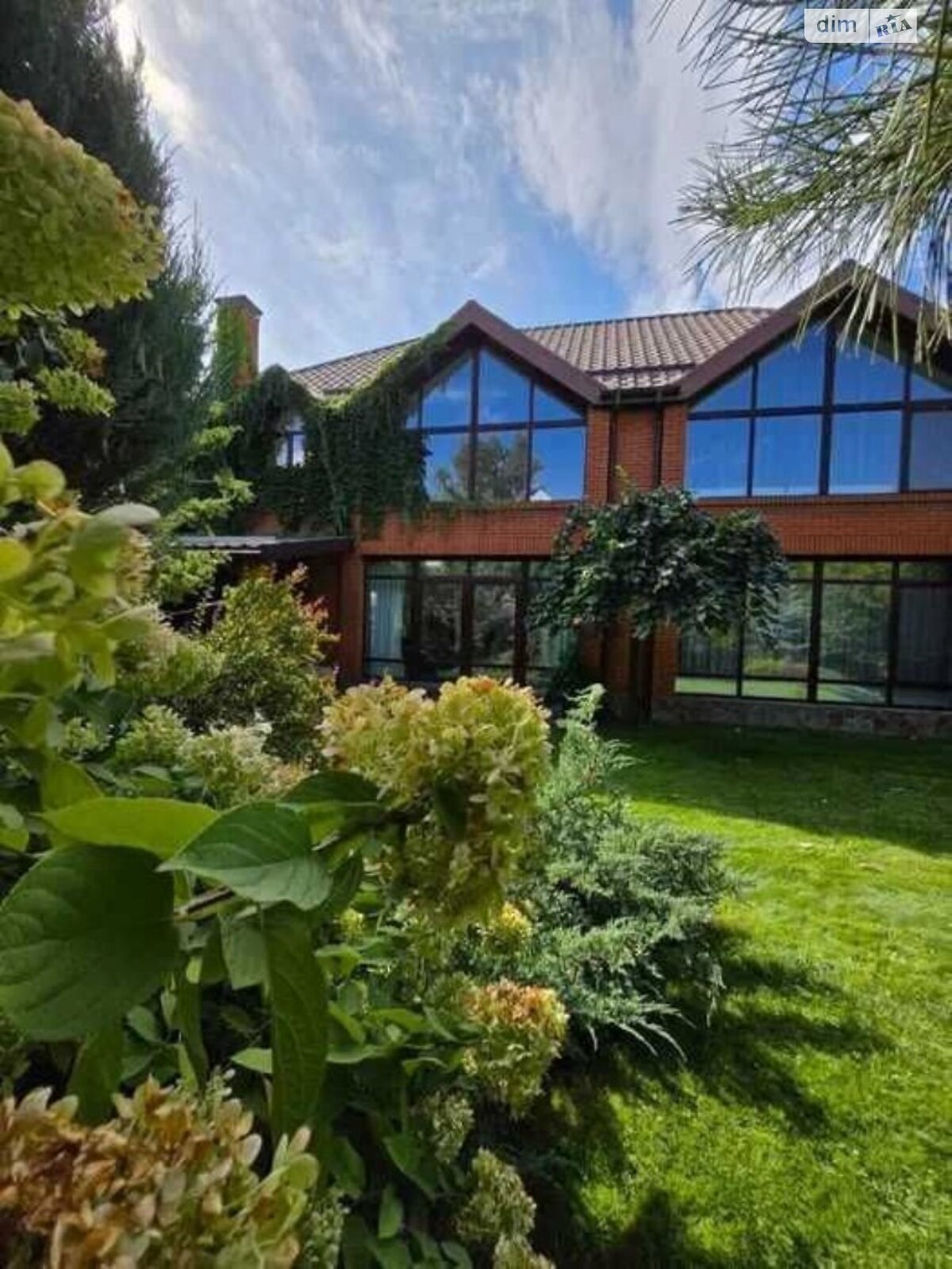 двопроверховий будинок з верандою, 350 кв. м, газобетон. Здається помісячно в Дніпрі, в районі Ломівка фото 1