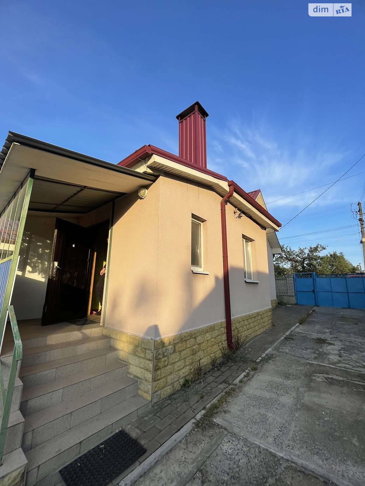 одноэтажный дом с верандой, 80 кв. м, кирпич. Сдается помесячно в Днепре, в районе Ломовка фото 1 одноэтажный дом с верандой, 80 кв. м, кирпич. Сдается помесячно в Днепре, в районе Ломовка фото 1