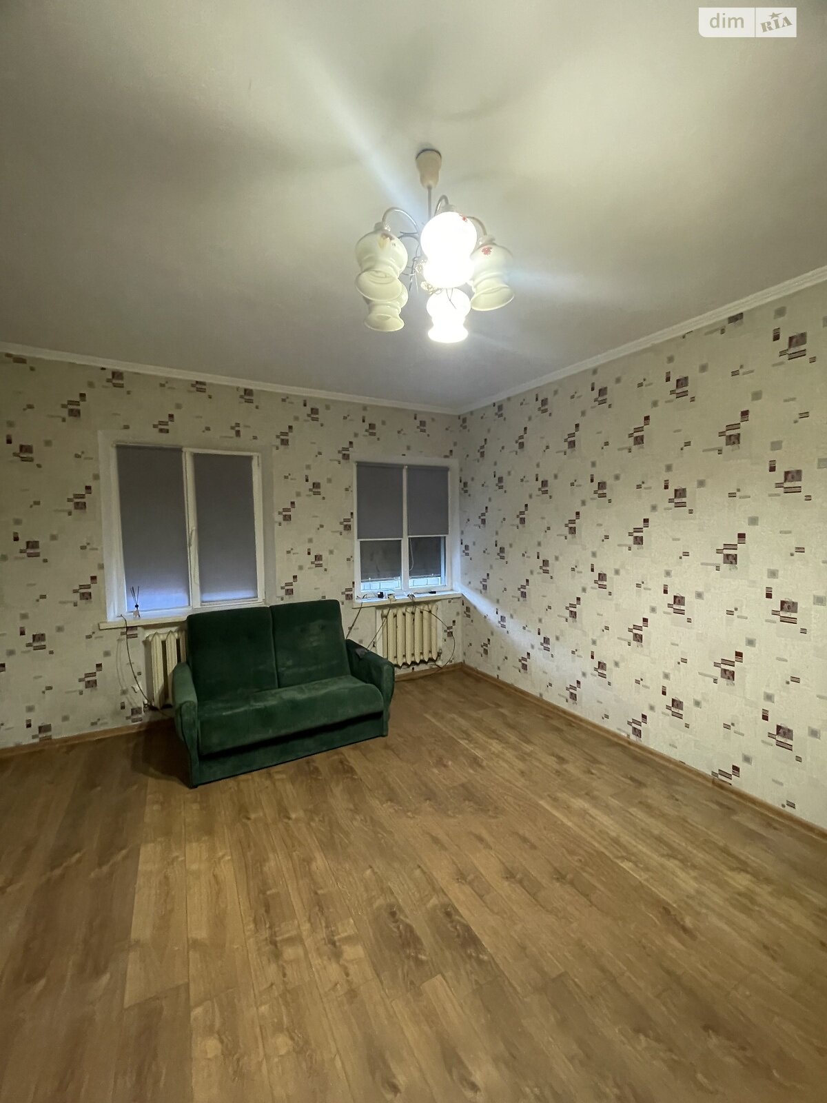 одноэтажный дом с верандой, 80 кв. м, кирпич. Сдается помесячно в Днепре, в районе Ломовка фото 1 одноэтажный дом с верандой, 80 кв. м, кирпич. Сдается помесячно в Днепре, в районе Ломовка фото 1