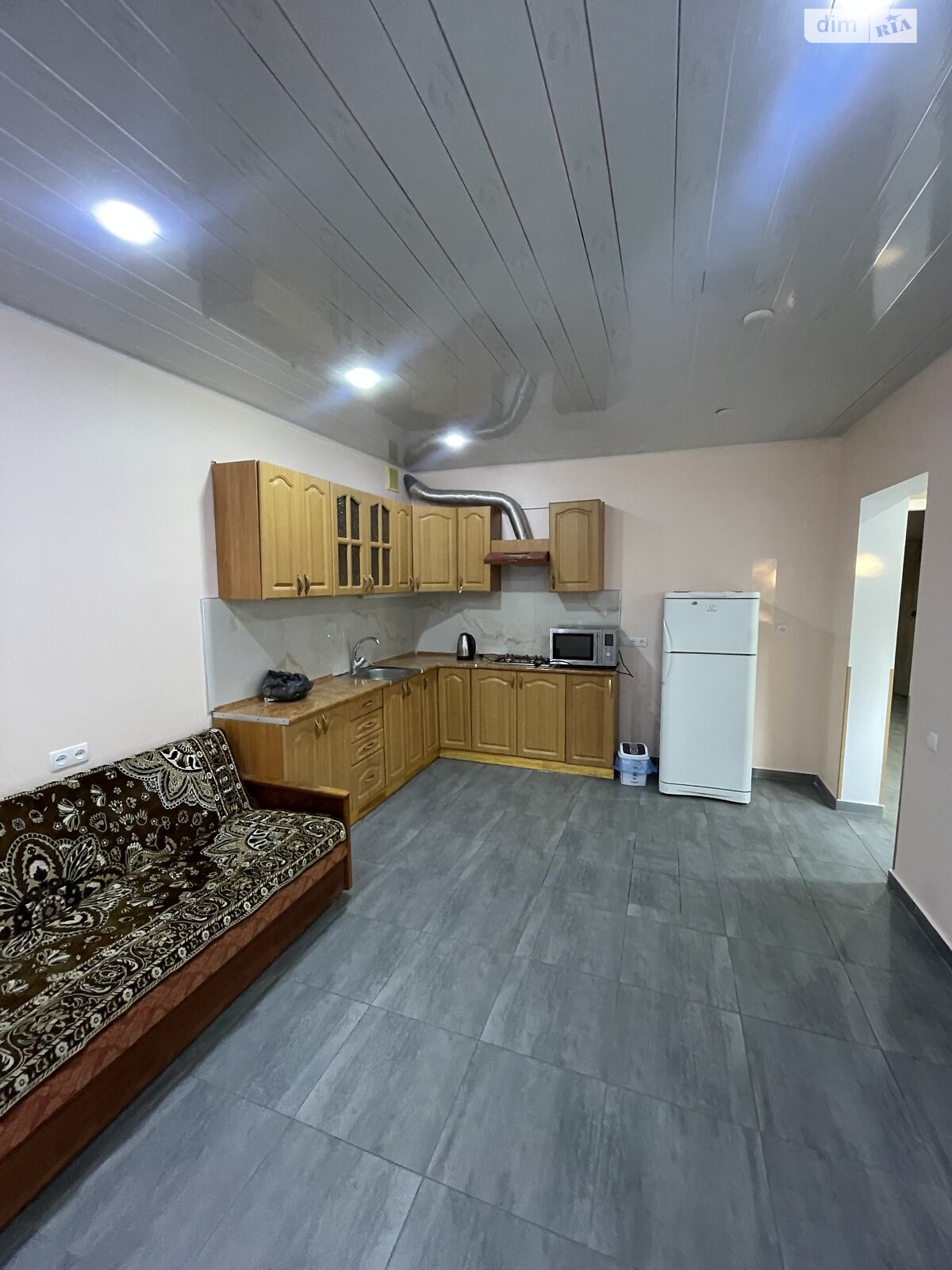 одноэтажный дом, 90 кв. м, кирпич. Сдается помесячно в Днепре, в районе Ломовка фото 1 одноэтажный дом, 90 кв. м, кирпич. Сдается помесячно в Днепре, в районе Ломовка фото 1