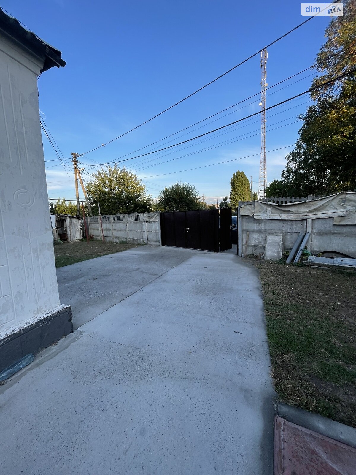 одноэтажный дом, 90 кв. м, кирпич. Сдается помесячно в Днепре, в районе Ломовка фото 1 одноэтажный дом, 90 кв. м, кирпич. Сдается помесячно в Днепре, в районе Ломовка фото 1