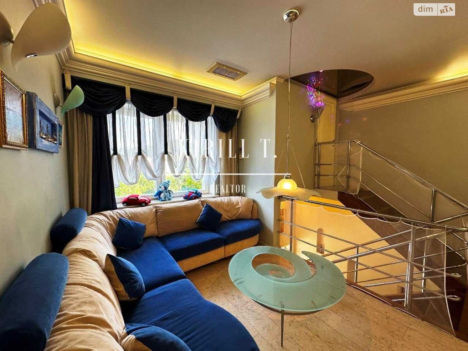 двоповерховий будинок з верандою, 320 кв. м, кирпич. Здається помісячно в Дніпрі, в районі Мирний фото 1 двопроверховий будинок з верандою, 320 кв. м, кирпич. Здається помісячно в Дніпрі, в районі Мирний фото 1