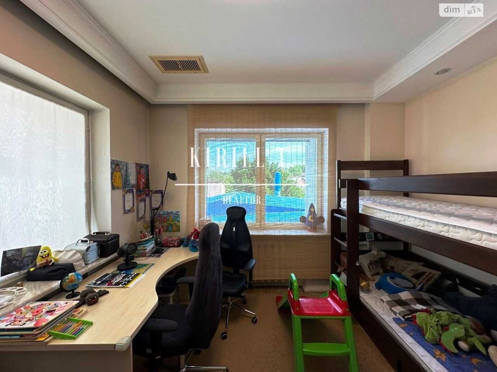 двоповерховий будинок з верандою, 320 кв. м, кирпич. Здається помісячно в Дніпрі, в районі Мирний фото 1 двопроверховий будинок з верандою, 320 кв. м, кирпич. Здається помісячно в Дніпрі, в районі Мирний фото 1