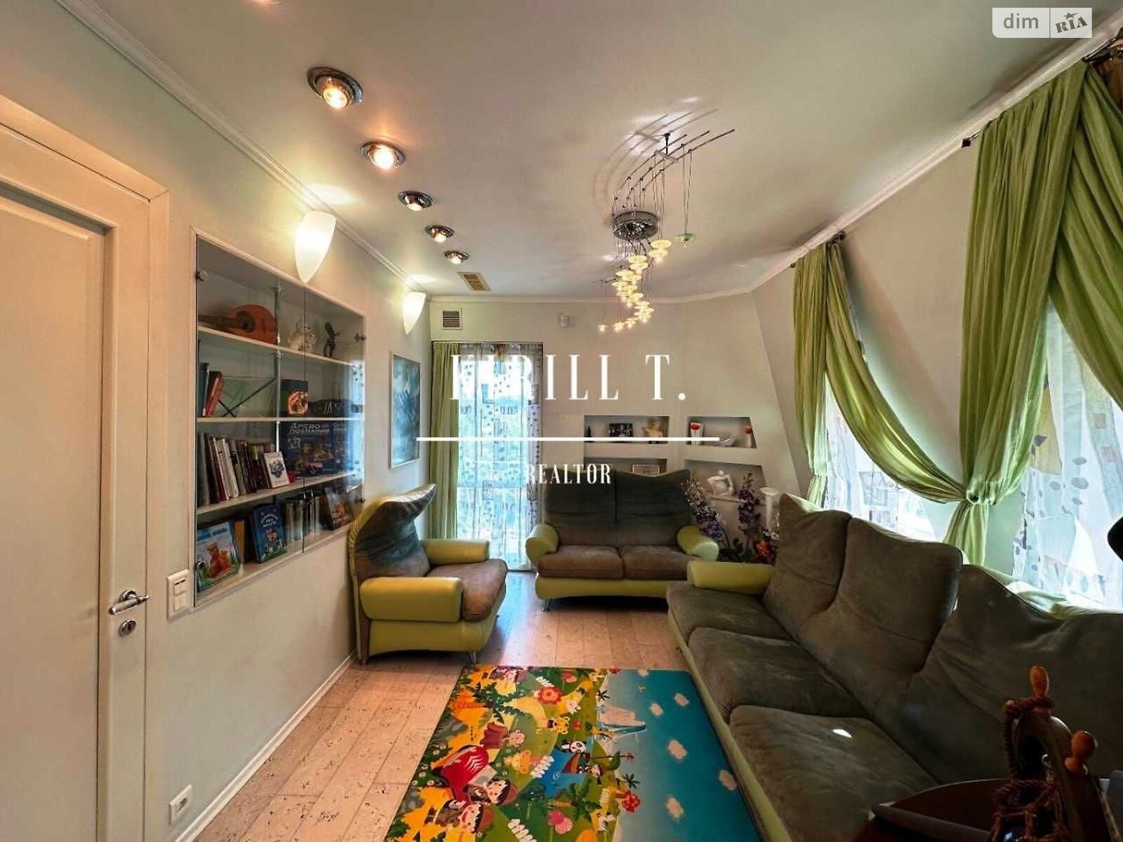 двоповерховий будинок з верандою, 320 кв. м, кирпич. Здається помісячно в Дніпрі, в районі Мирний фото 1 двопроверховий будинок з верандою, 320 кв. м, кирпич. Здається помісячно в Дніпрі, в районі Мирний фото 1