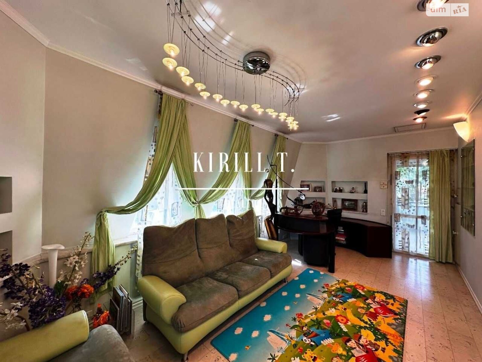 двоповерховий будинок з верандою, 320 кв. м, кирпич. Здається помісячно в Дніпрі, в районі Мирний фото 1 двопроверховий будинок з верандою, 320 кв. м, кирпич. Здається помісячно в Дніпрі, в районі Мирний фото 1