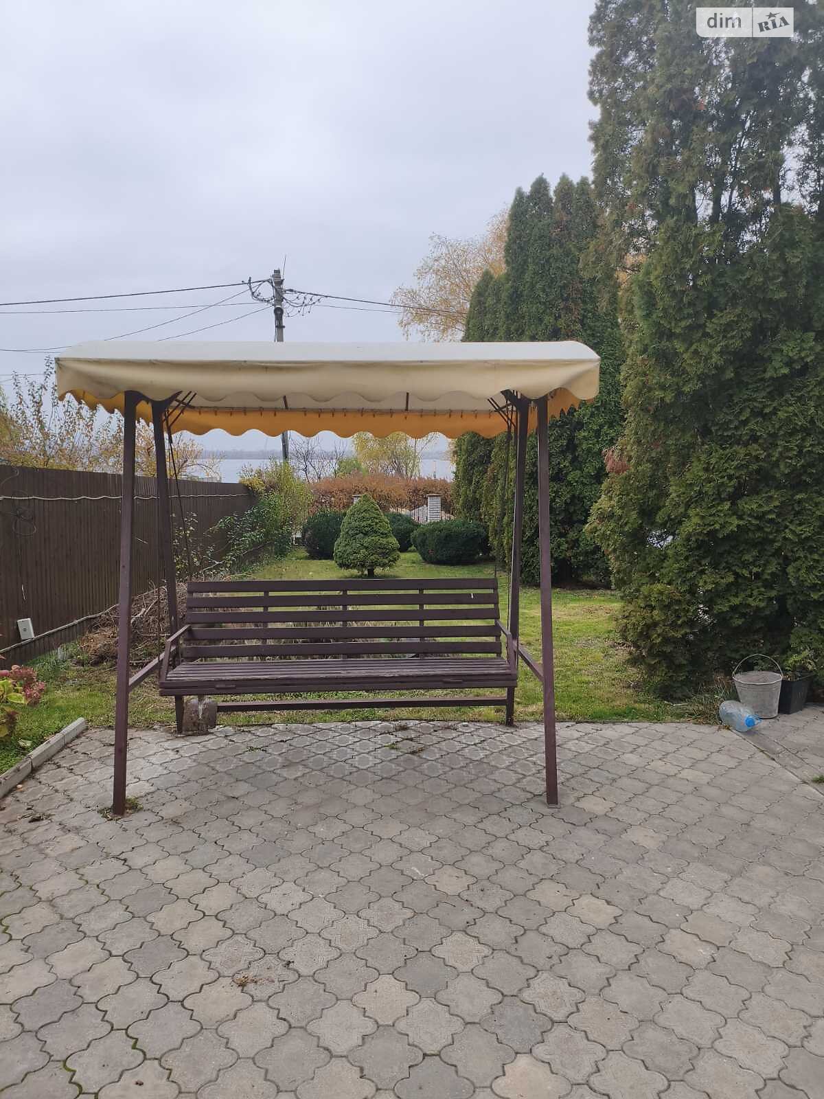 двухэтажный дом с гаражом, 200 кв. м, кирпич. Сдается помесячно в Днепре, в районе Набережная фото 1 двухэтажный дом с гаражом, 200 кв. м, кирпич. Сдается помесячно в Днепре, в районе Набережная фото 1