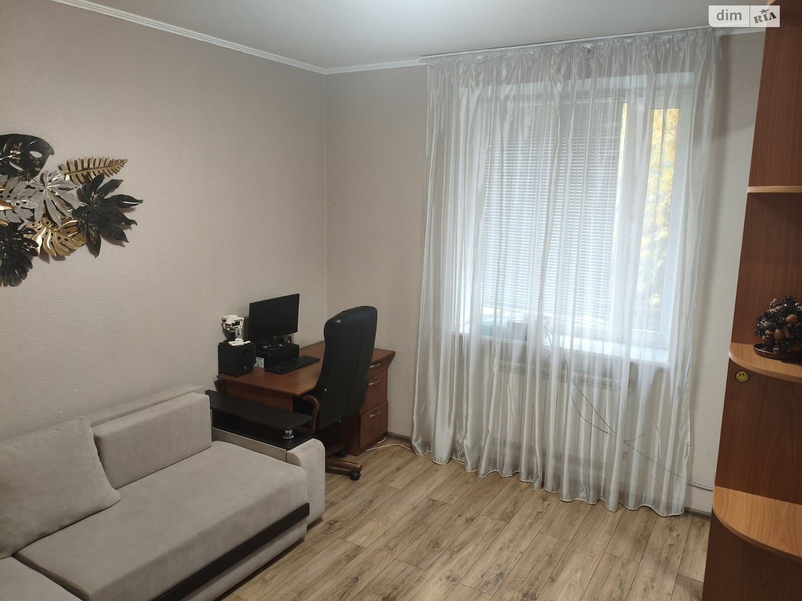 двухэтажный дом с гаражом, 200 кв. м, кирпич. Сдается помесячно в Днепре, в районе Набережная фото 1 двухэтажный дом с гаражом, 200 кв. м, кирпич. Сдается помесячно в Днепре, в районе Набережная фото 1