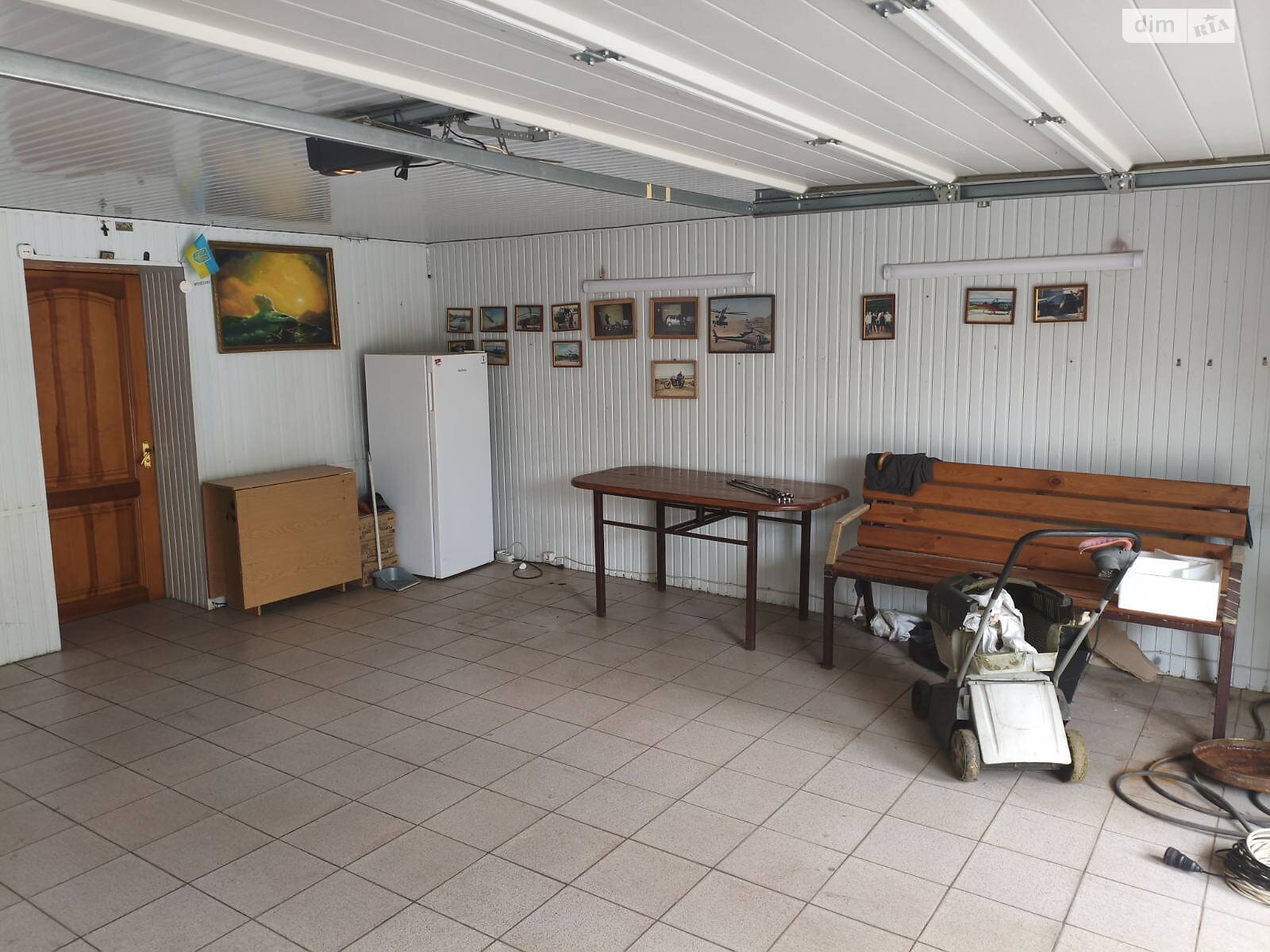 двухэтажный дом с гаражом, 200 кв. м, кирпич. Сдается помесячно в Днепре, в районе Набережная фото 1 двухэтажный дом с гаражом, 200 кв. м, кирпич. Сдается помесячно в Днепре, в районе Набережная фото 1