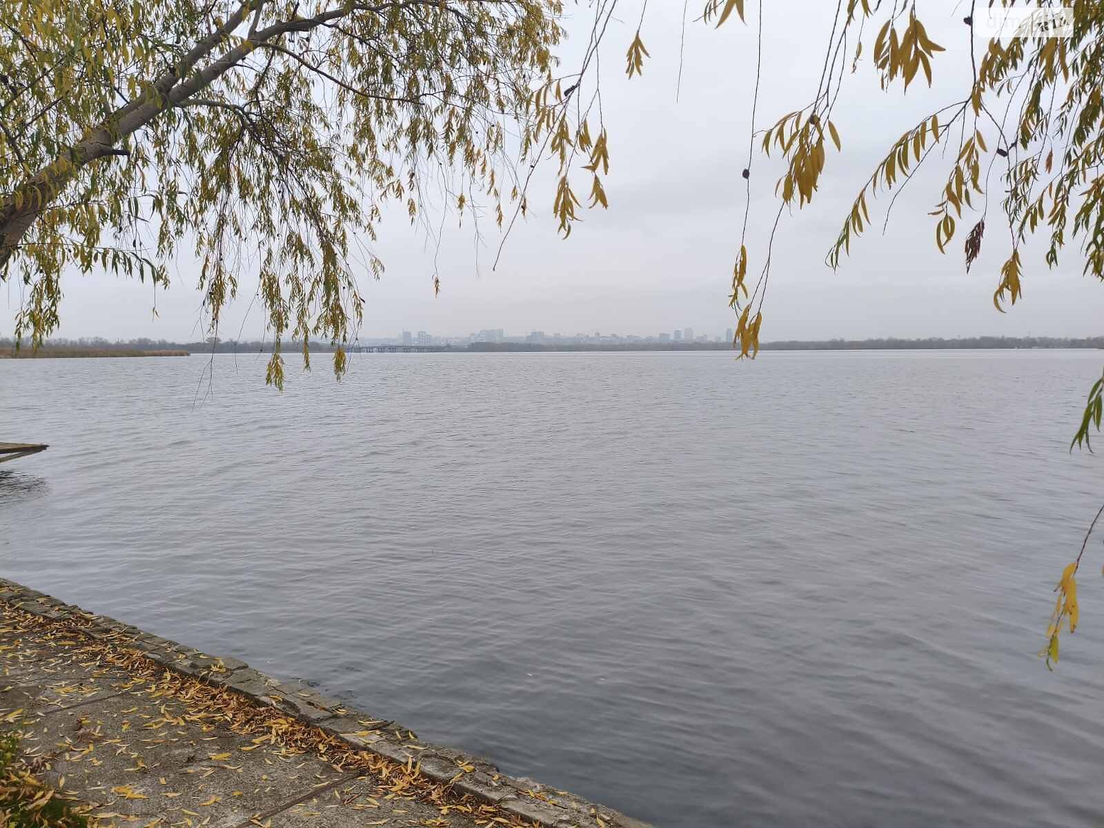 двухэтажный дом с гаражом, 200 кв. м, кирпич. Сдается помесячно в Днепре, в районе Набережная фото 1 двухэтажный дом с гаражом, 200 кв. м, кирпич. Сдается помесячно в Днепре, в районе Набережная фото 1