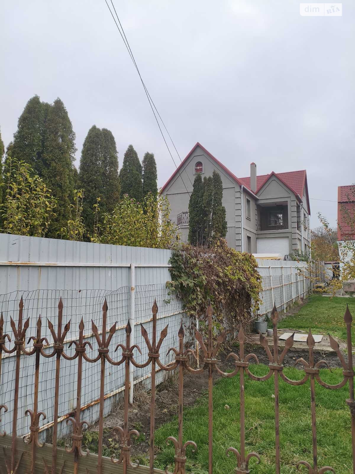 двухэтажный дом с гаражом, 200 кв. м, кирпич. Сдается помесячно в Днепре, в районе Набережная фото 1 двухэтажный дом с гаражом, 200 кв. м, кирпич. Сдается помесячно в Днепре, в районе Набережная фото 1