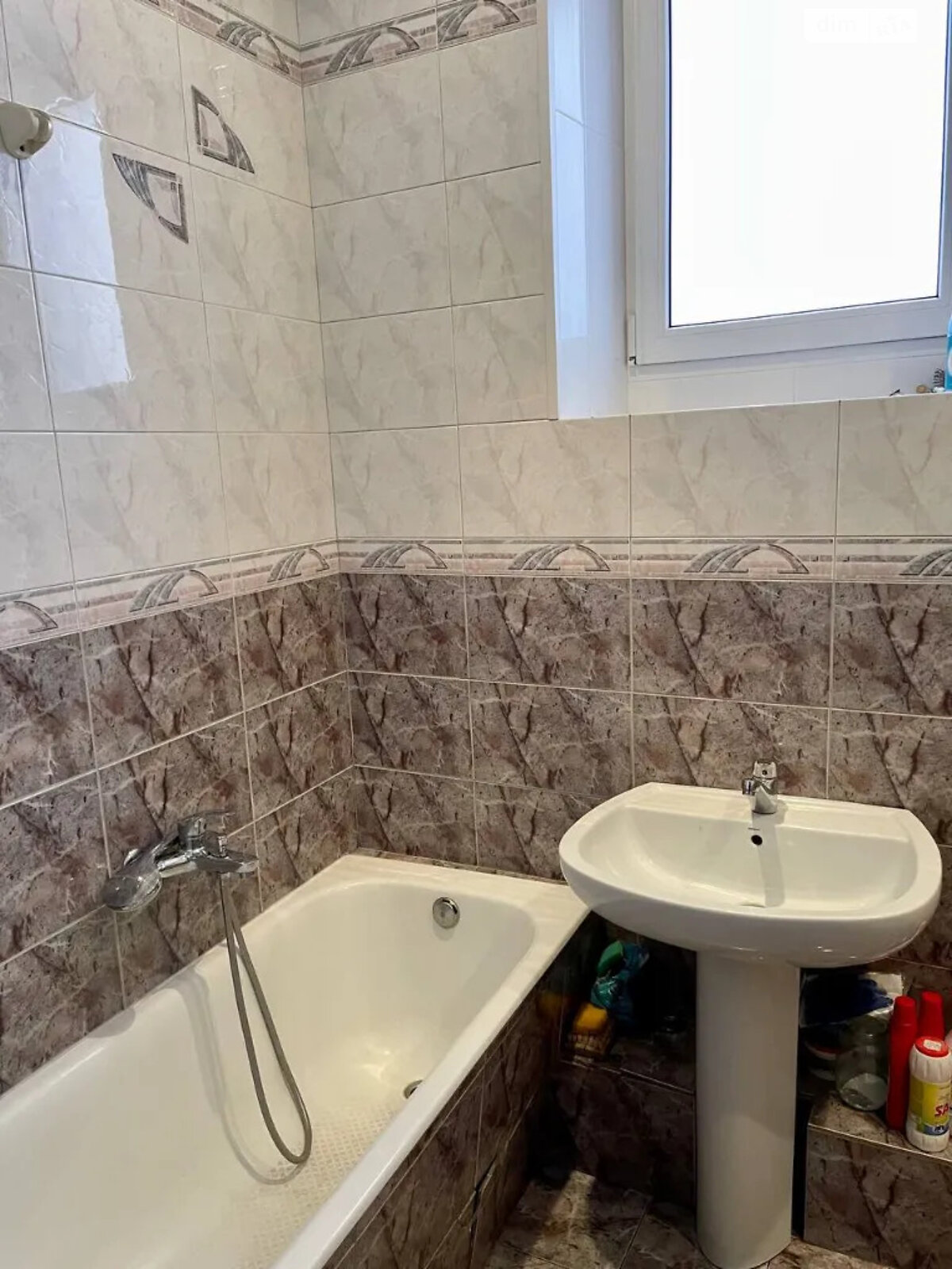 двоповерховий будинок з балконом, 281.4 кв. м, цегла. Здається помісячно в Дніпрі, в районі Нагорний фото 1 двопроверховий будинок з балконом, 281.4 кв. м, цегла. Здається помісячно в Дніпрі, в районі Нагорний фото 1