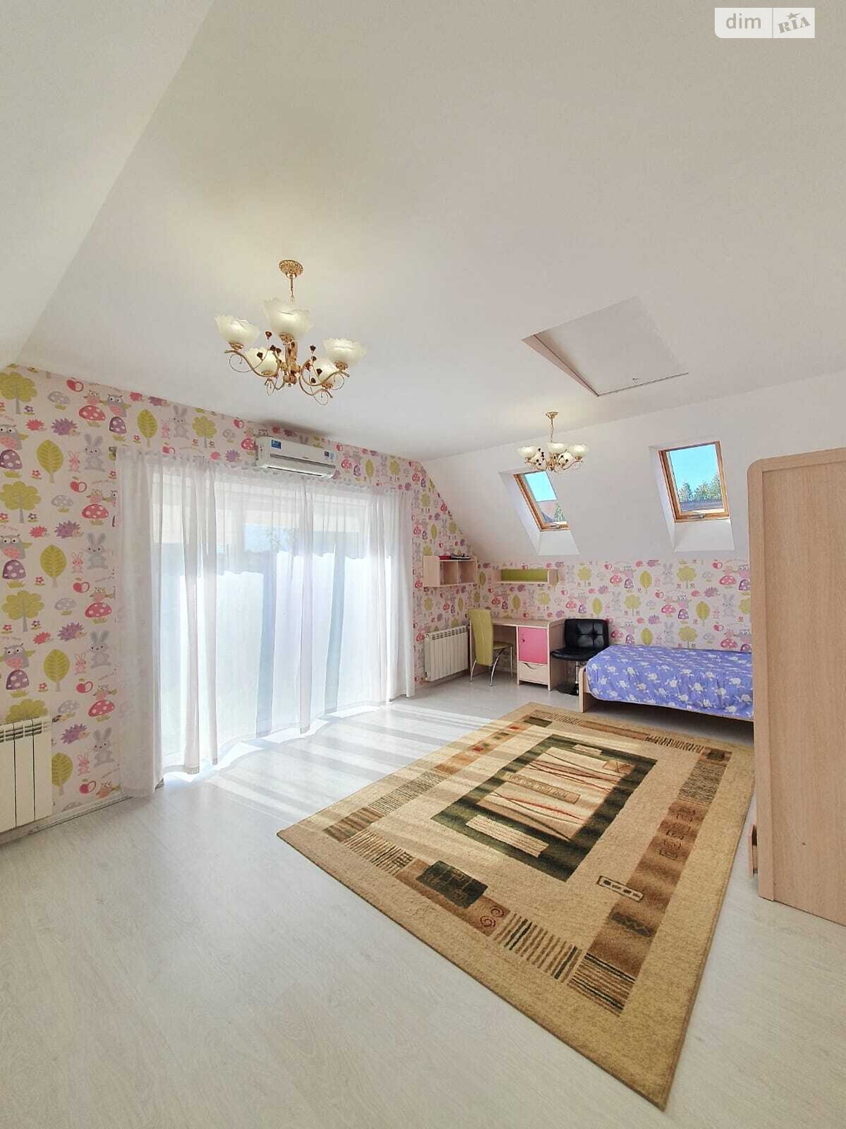 двухэтажный дом с гаражом, 260 кв. м, кирпич. Сдается помесячно в Днепре, в районе Нагорный фото 1 двухэтажный дом с гаражом, 260 кв. м, кирпич. Сдается помесячно в Днепре, в районе Нагорный фото 1