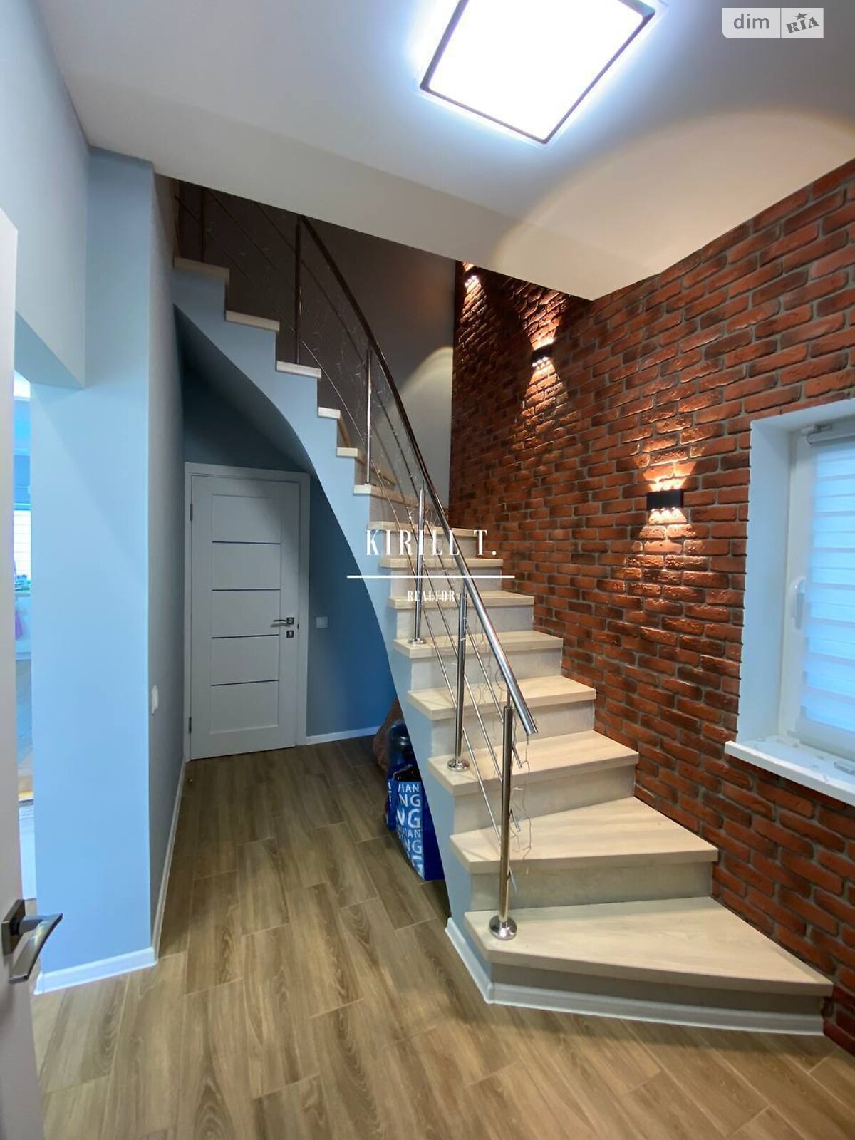 двоповерховий будинок з верандою, 130 кв. м, кирпич. Здається помісячно в Дніпрі, в районі Нове Клочко фото 1 двопроверховий будинок з верандою, 130 кв. м, кирпич. Здається помісячно в Дніпрі, в районі Нове Клочко фото 1