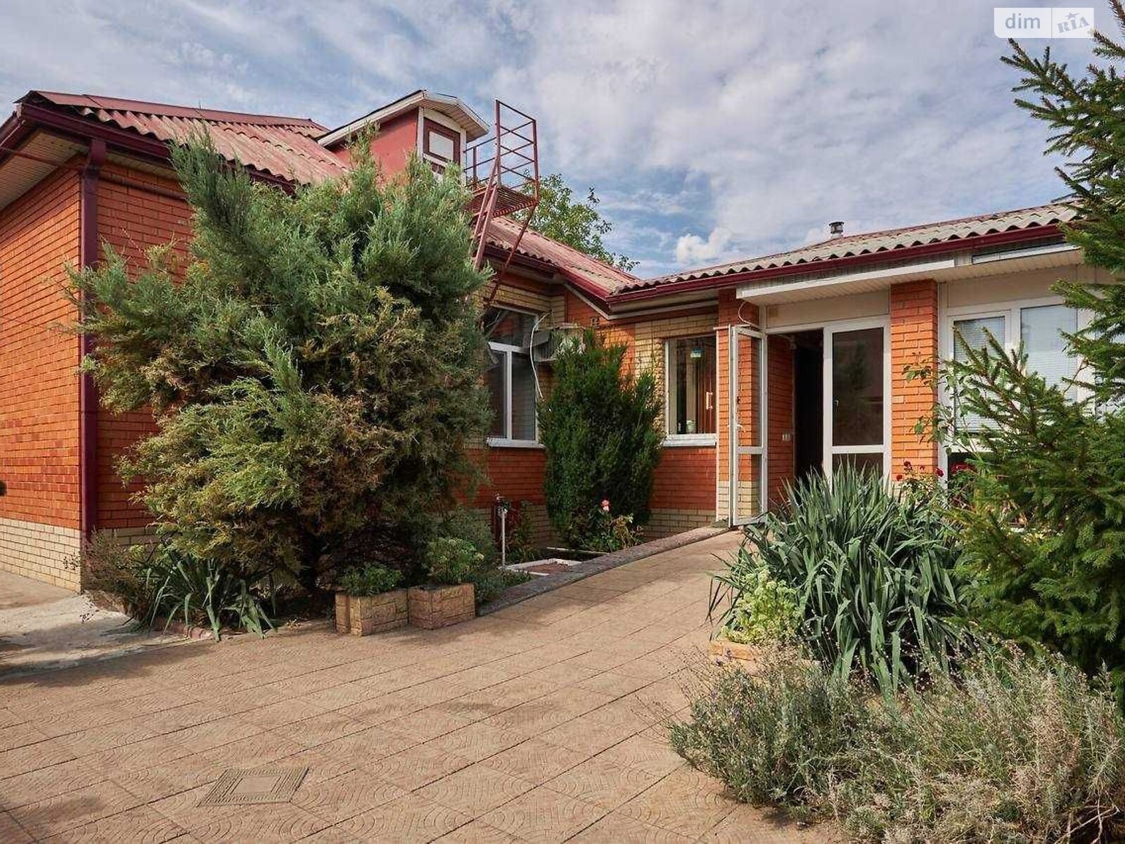 одноэтажный дом с верандой, 120 кв. м, кирпич. Сдается помесячно в Днепре, в районе Новое Клочко фото 1 одноэтажный дом с верандой, 120 кв. м, кирпич. Сдается помесячно в Днепре, в районе Новое Клочко фото 1