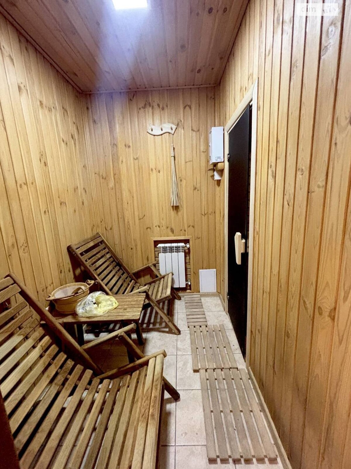 двухэтажный дом с гаражом, 220 кв. м, кирпич. Сдается помесячно в Днепре, в районе Подстанция фото 1