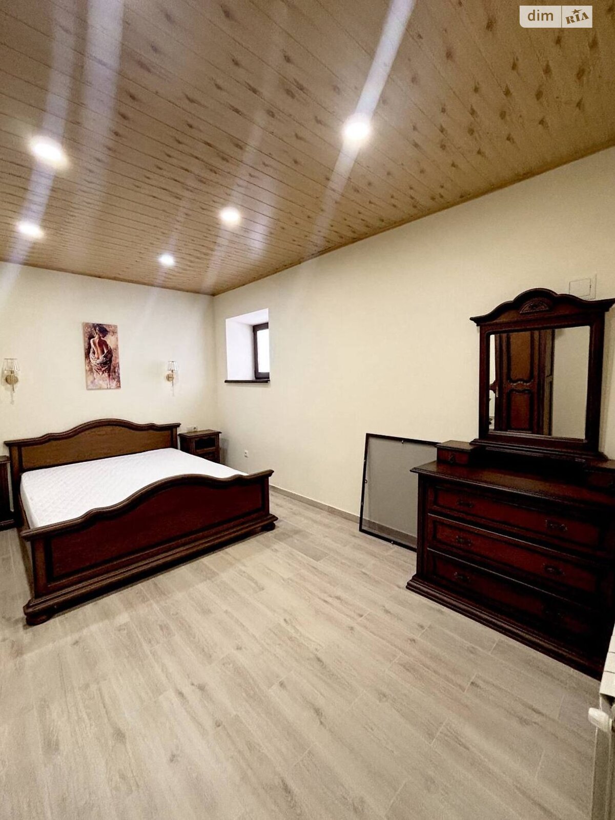 двухэтажный дом с гаражом, 220 кв. м, кирпич. Сдается помесячно в Днепре, в районе Подстанция фото 1