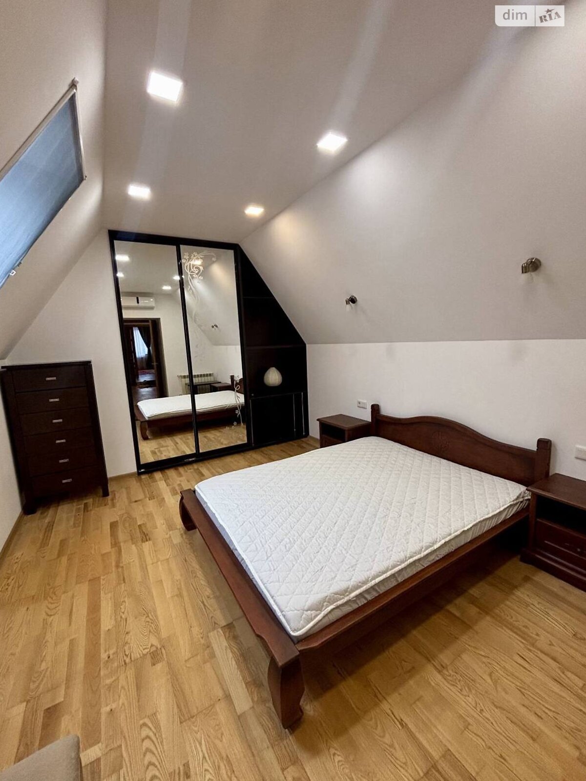 двухэтажный дом с гаражом, 220 кв. м, кирпич. Сдается помесячно в Днепре, в районе Подстанция фото 1