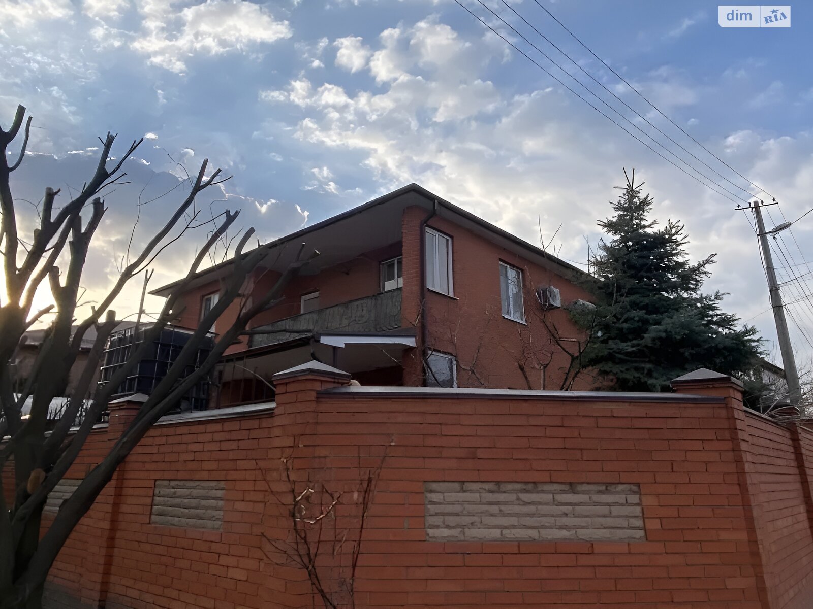 двоповерховий будинок з балконом, 210 кв. м, цегла. Здається помісячно в Дніпрі фото 1 двоповерховий будинок з балконом, 210 кв. м, цегла. Здається помісячно в Дніпрі фото 1
