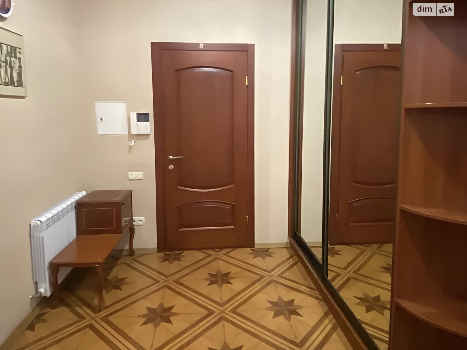 двоповерховий будинок з балконом, 210 кв. м, цегла. Здається помісячно в Дніпрі фото 1 двоповерховий будинок з балконом, 210 кв. м, цегла. Здається помісячно в Дніпрі фото 1