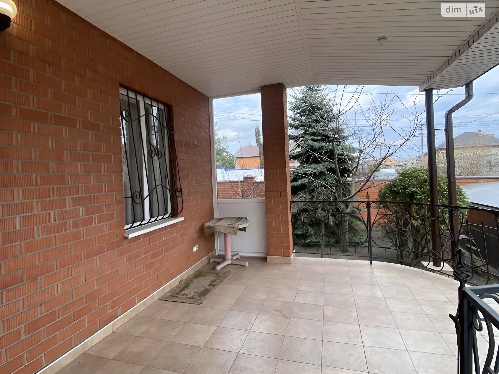 двоповерховий будинок з балконом, 210 кв. м, цегла. Здається помісячно в Дніпрі фото 1 двоповерховий будинок з балконом, 210 кв. м, цегла. Здається помісячно в Дніпрі фото 1