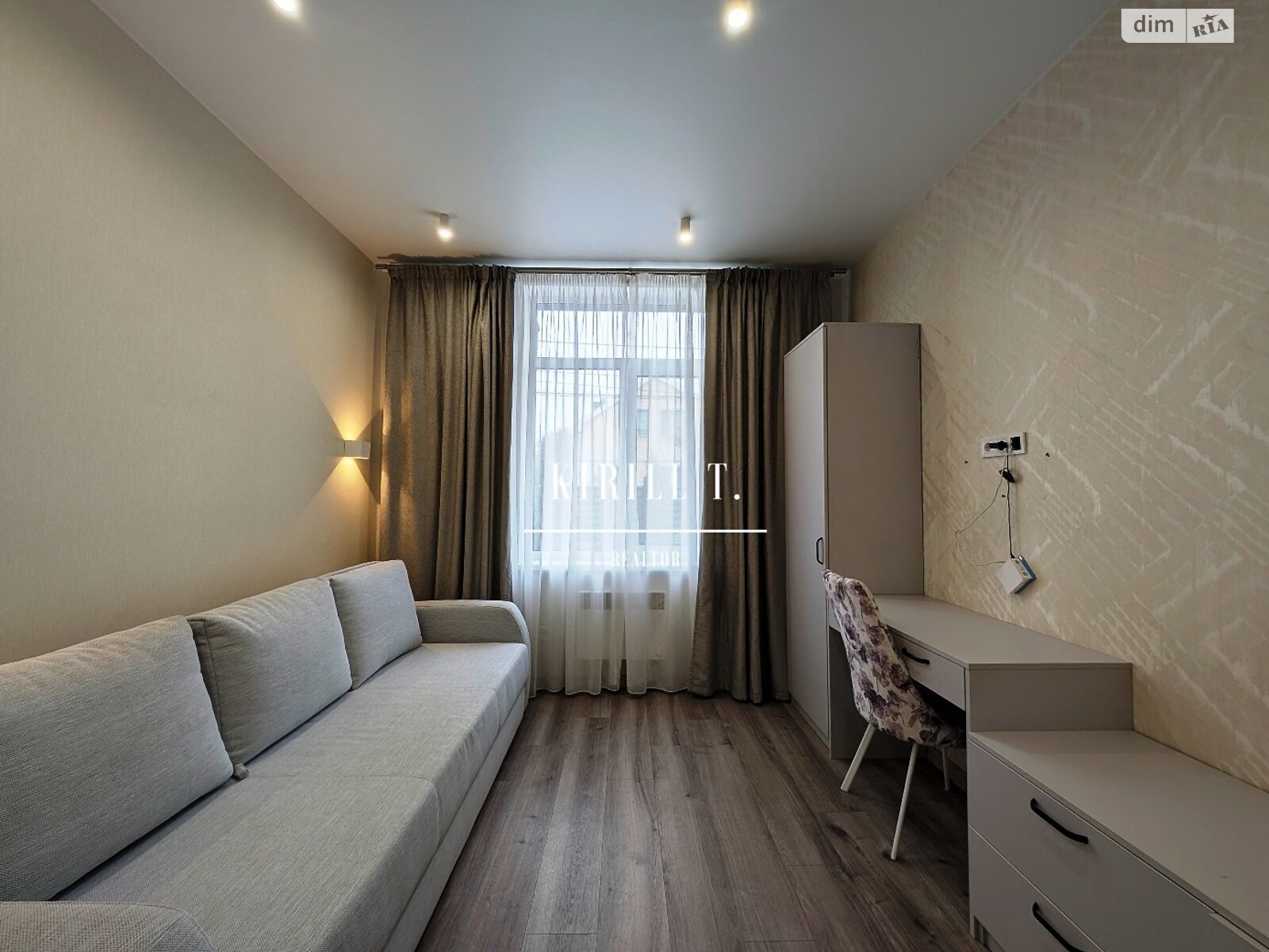 двухэтажный дом с верандой, 200 кв. м, кирпич. Сдается помесячно в Днепре, в районе Самаровка фото 1 двухэтажный дом с верандой, 200 кв. м, кирпич. Сдается помесячно в Днепре, в районе Самаровка фото 1