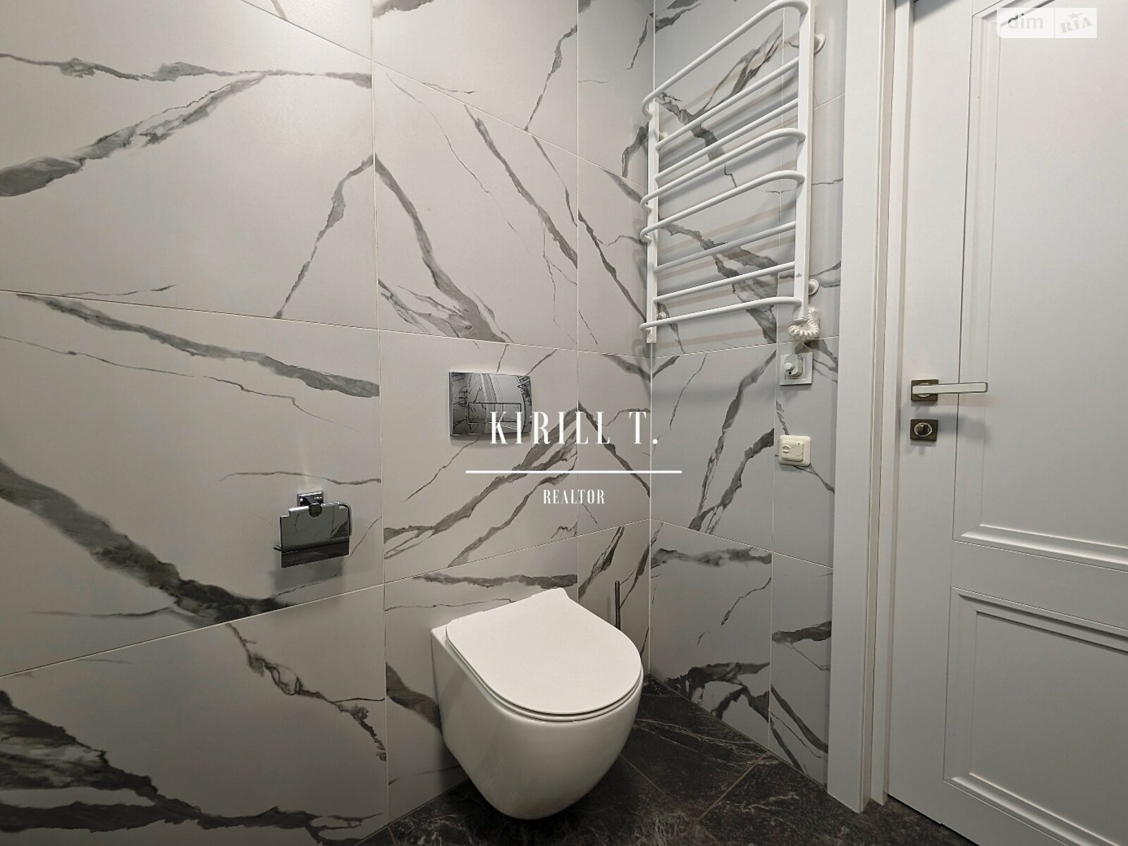 двухэтажный дом с верандой, 200 кв. м, кирпич. Сдается помесячно в Днепре, в районе Самаровка фото 1 двухэтажный дом с верандой, 200 кв. м, кирпич. Сдается помесячно в Днепре, в районе Самаровка фото 1