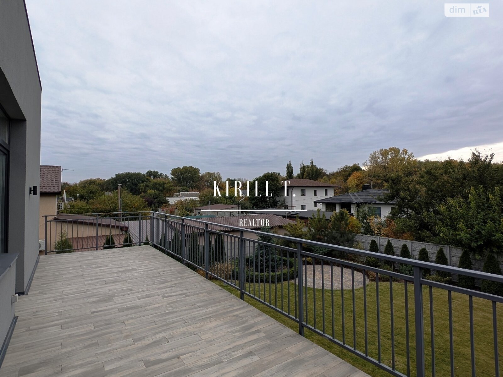 двухэтажный дом с верандой, 200 кв. м, кирпич. Сдается помесячно в Днепре, в районе Самаровка фото 1 двухэтажный дом с верандой, 200 кв. м, кирпич. Сдается помесячно в Днепре, в районе Самаровка фото 1