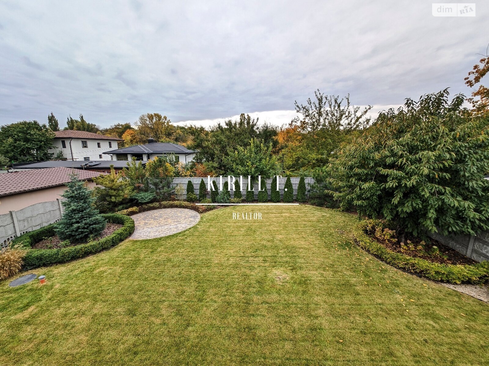 двухэтажный дом с верандой, 200 кв. м, кирпич. Сдается помесячно в Днепре, в районе Самаровка фото 1 двухэтажный дом с верандой, 200 кв. м, кирпич. Сдается помесячно в Днепре, в районе Самаровка фото 1