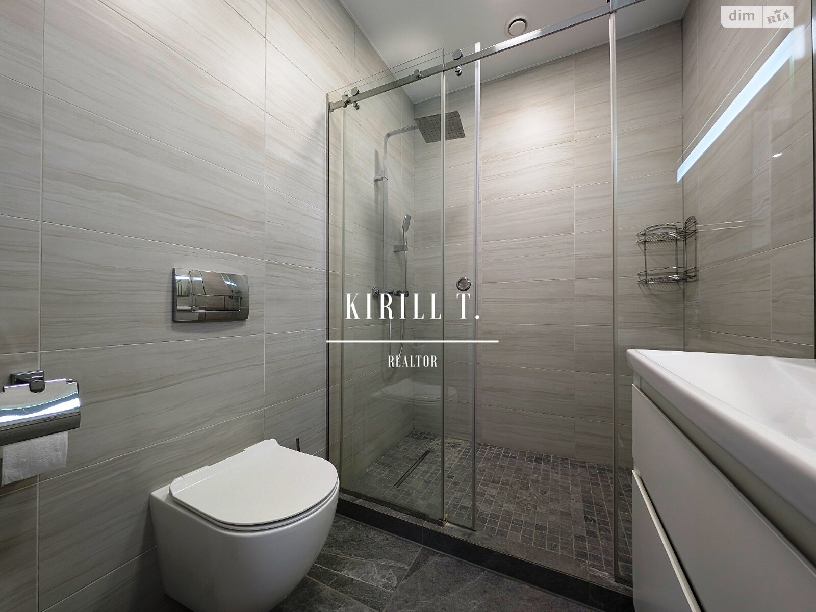 двухэтажный дом с верандой, 200 кв. м, кирпич. Сдается помесячно в Днепре, в районе Самаровка фото 1 двухэтажный дом с верандой, 200 кв. м, кирпич. Сдается помесячно в Днепре, в районе Самаровка фото 1