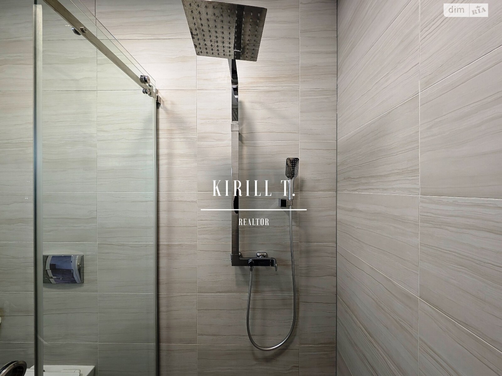 двухэтажный дом с верандой, 200 кв. м, кирпич. Сдается помесячно в Днепре, в районе Самаровка фото 1 двухэтажный дом с верандой, 200 кв. м, кирпич. Сдается помесячно в Днепре, в районе Самаровка фото 1