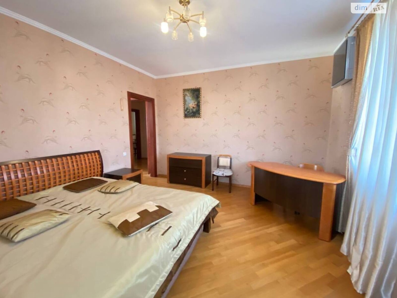 двоповерховий будинок з верандою, 211 кв. м, цегла. Здається помісячно в Дніпрі, в районі Шевченківський фото 1 двопроверховий будинок з верандою, 211 кв. м, цегла. Здається помісячно в Дніпрі, в районі Шевченківський фото 1