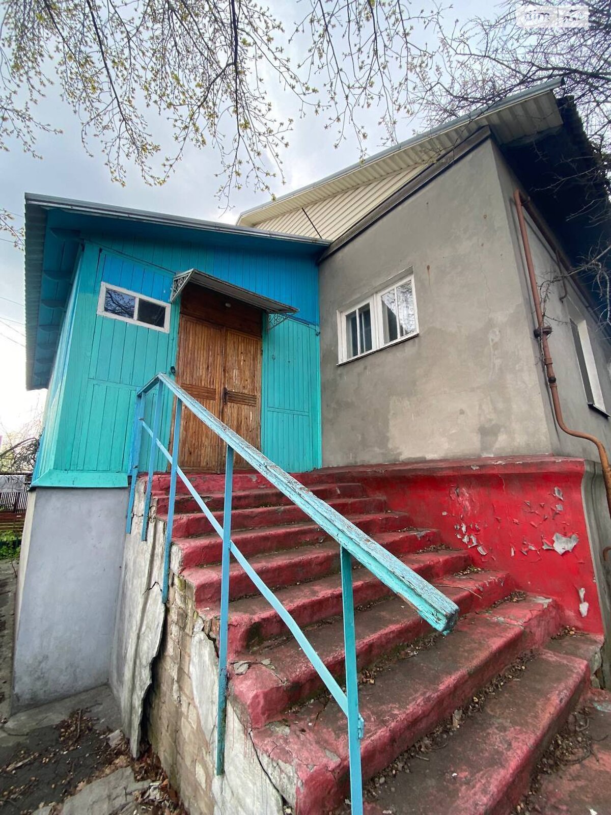 одноэтажный дом с верандой, 87.7 кв. м, кирпич. Сдается помесячно в Днепре, в районе Соборный фото 1 одноэтажный дом с верандой, 87.7 кв. м, кирпич. Сдается помесячно в Днепре, в районе Соборный фото 1