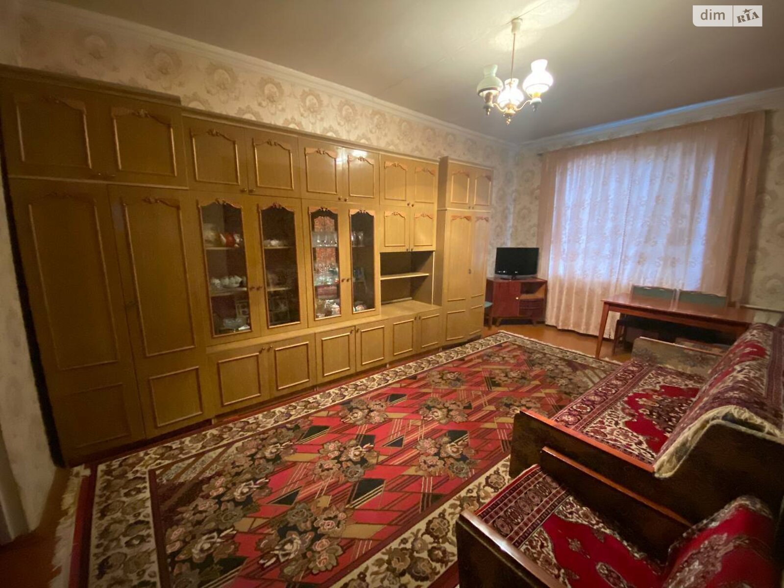 одноэтажный дом с верандой, 87.7 кв. м, кирпич. Сдается помесячно в Днепре, в районе Соборный фото 1 одноэтажный дом с верандой, 87.7 кв. м, кирпич. Сдается помесячно в Днепре, в районе Соборный фото 1