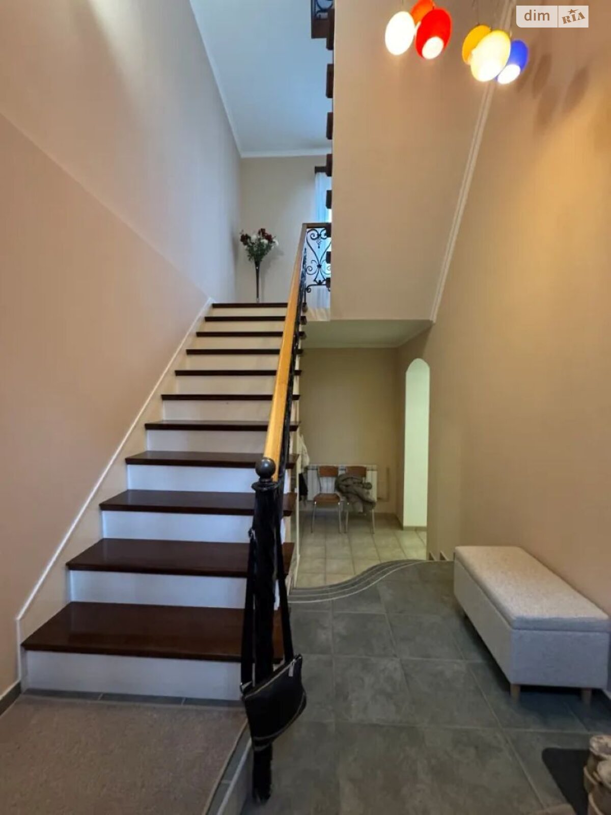 двухэтажный дом, 100 кв. м, кирпич. Сдается помесячно в Днепре, в районе Центр фото 1 двухэтажный дом, 100 кв. м, кирпич. Сдается помесячно в Днепре, в районе Центр фото 1