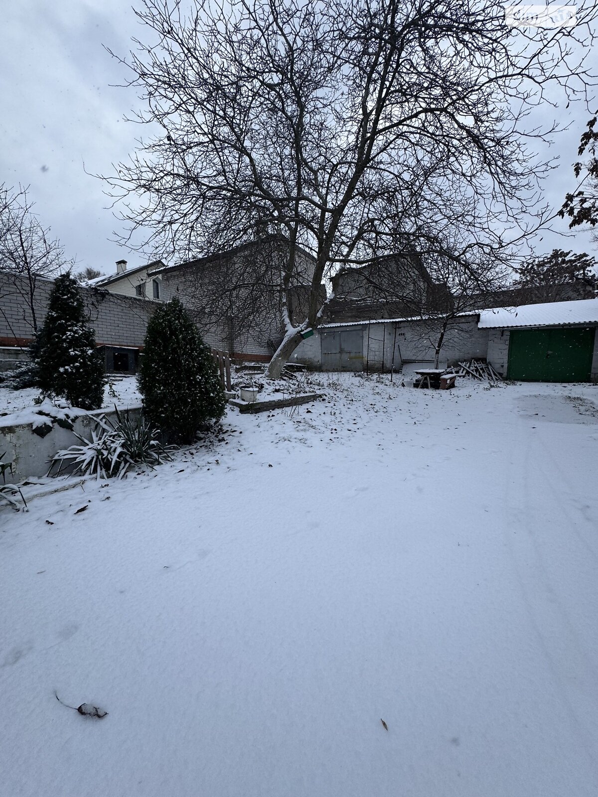 одноэтажный дом, 55 кв. м, кирпич. Сдается помесячно в Днепре, в районе Центральный Холм фото 1