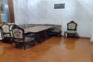 двухэтажный дом, 250 кв. м, кирпич. Сдается помесячно в Днепре, в районе Центральный фото 2